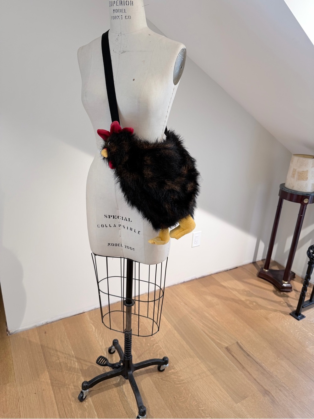 Vintage Chicken Crossbody Bag - Black and Brown - Picture 3 of 12